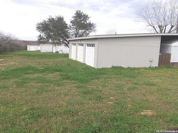 5th image of 9075 S Loop 1604 E