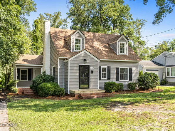 413 E Cliff Street, Wallace, NC 28466