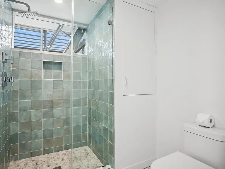 12 Burnetts Cove Rd — Photo 33