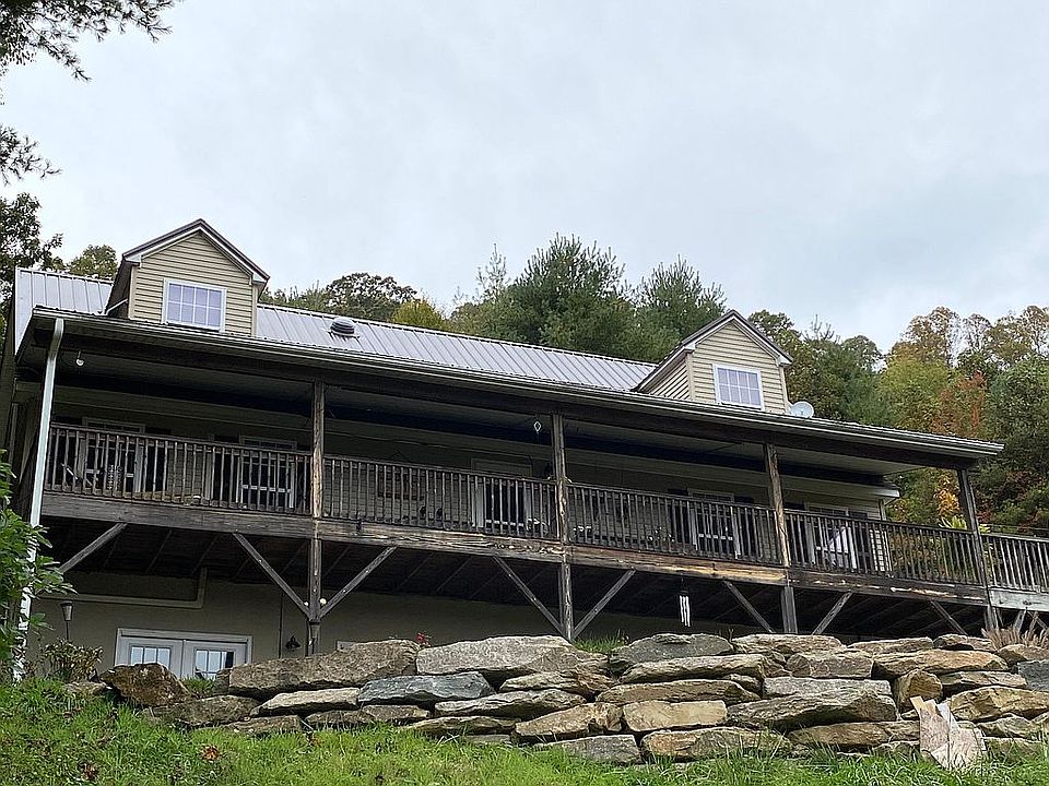 1st image of 96 Historic Oak Dr