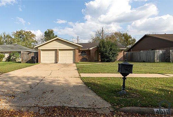 1st image of 4810 Tain Dr