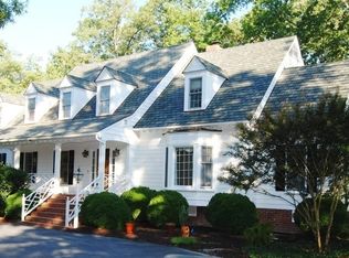 38 Lower Tuckahoe Rd E, Henrico, VA 23238