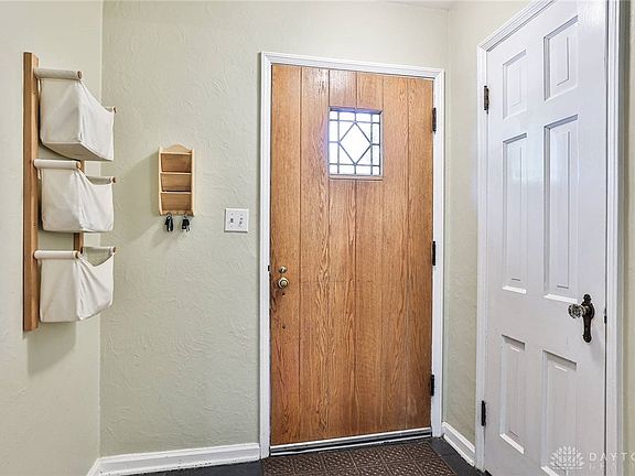 4th image of 404 Orchard Dr