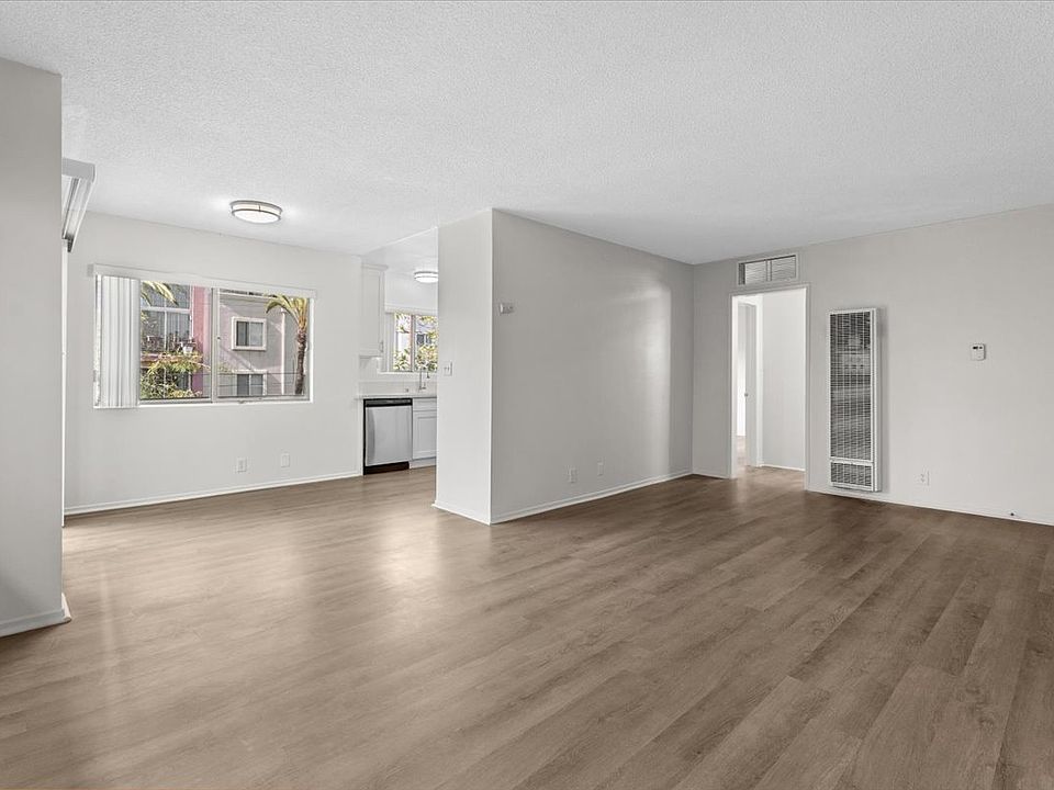 1st image of 1236 McClellan Dr #3