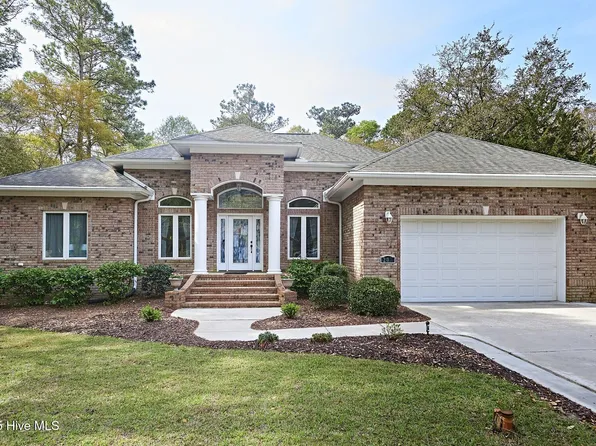 207 Clubhouse Drive SW, Supply, NC 28462