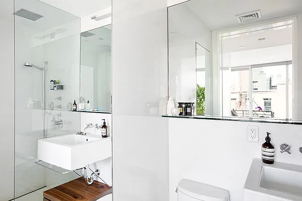 Rented by Compass | media 53