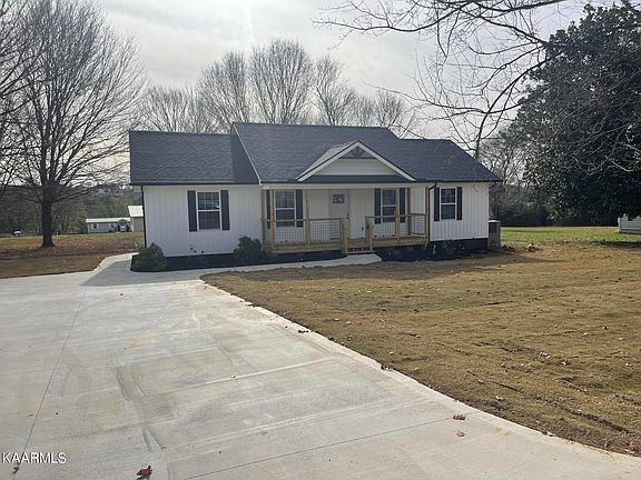 2nd image of 1217 Lincoln Dr