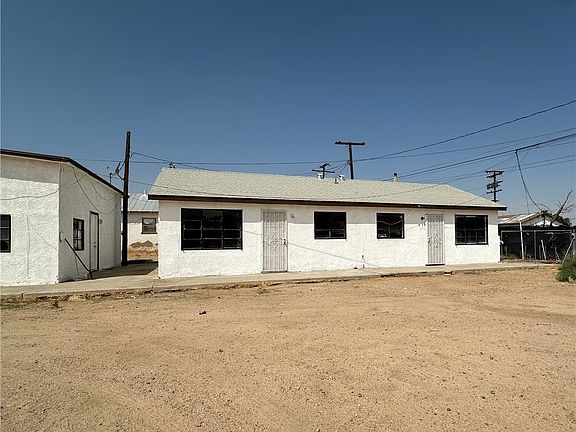 3rd image of 451 W Yermo Rd #1-3