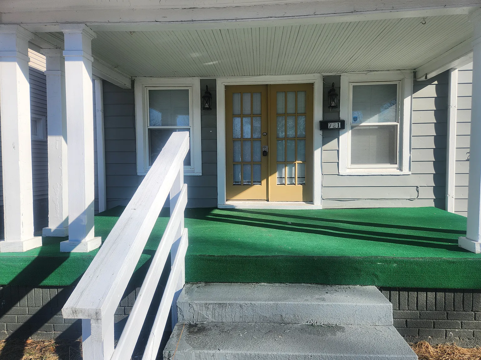 3 bed, 2604 sqft, $1,295 — Photo 2
