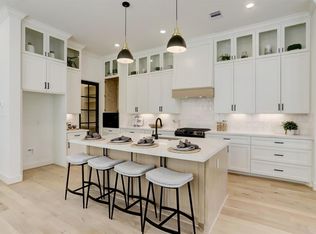 1609 W 25th St, Houston, TX 77008