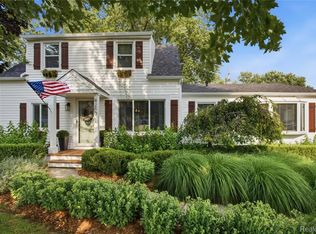 9260 Oakview St, Plymouth, MI 48170