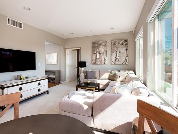 2nd image of 6020 Seabluff Dr Unit 439