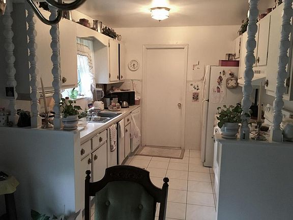 3rd image of 4443 Ixora Cir