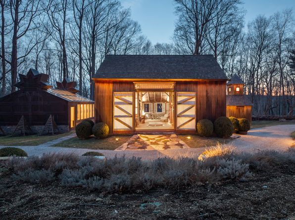 155 Joshuatown Rd, Old Lyme, CT 06371