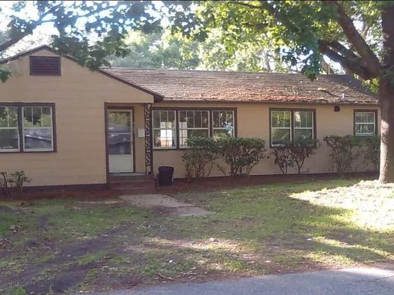 5103 Kingsbury St — Photo 1