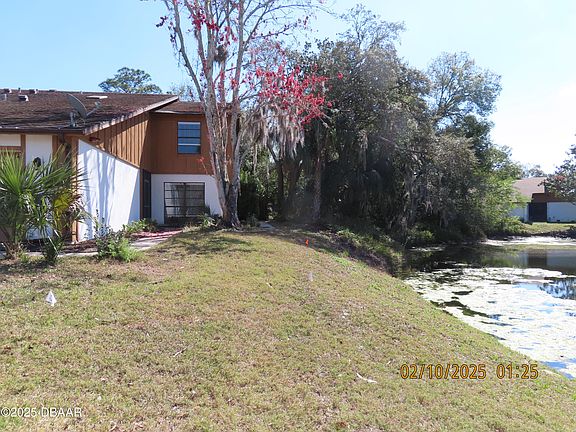 4th image of 3 Little Pond Trl