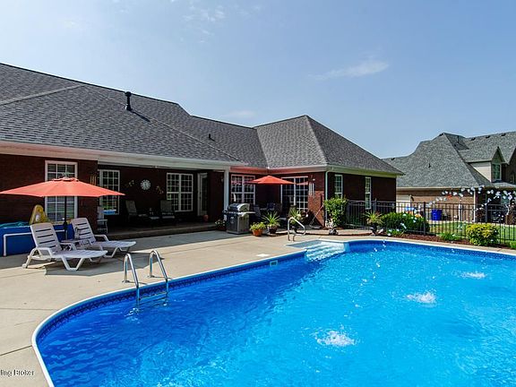 16x32 Salt Water Pool