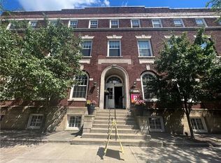 212 45th St APT 3B, Pittsburgh, PA 15201