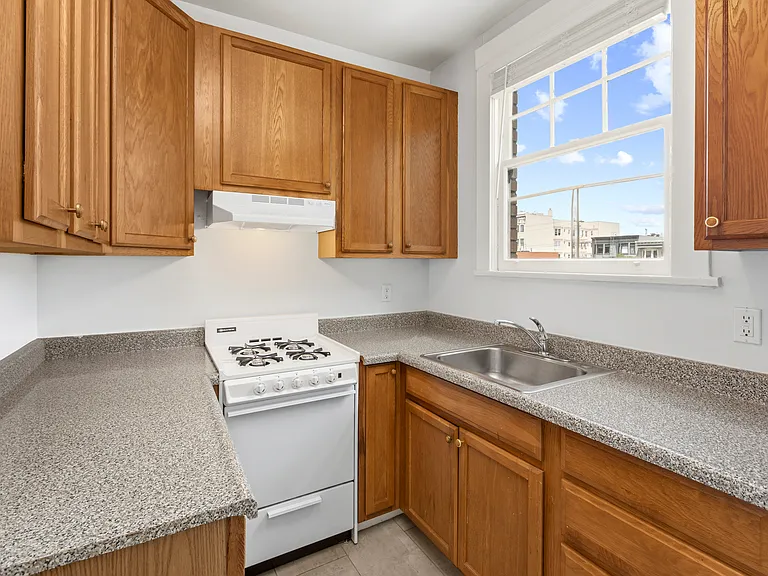 75 Gough St #17 — Photo 8