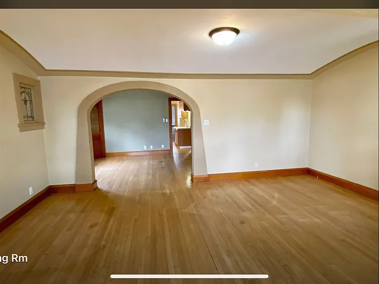 985 W Morgan Ave — Photo 4