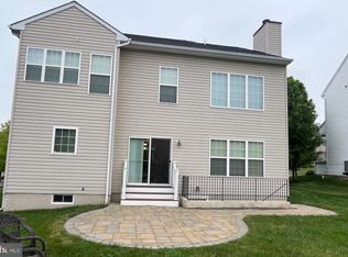 17337 Tedler Cir, Round Hill, VA 20141