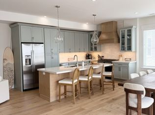 18 Kappella Ave, Somers Pt, NJ 08244