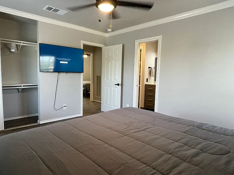 21938 Legend Point Dr — Photo 110