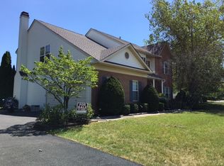 109 Tudor Dr, North Wales, PA 19454