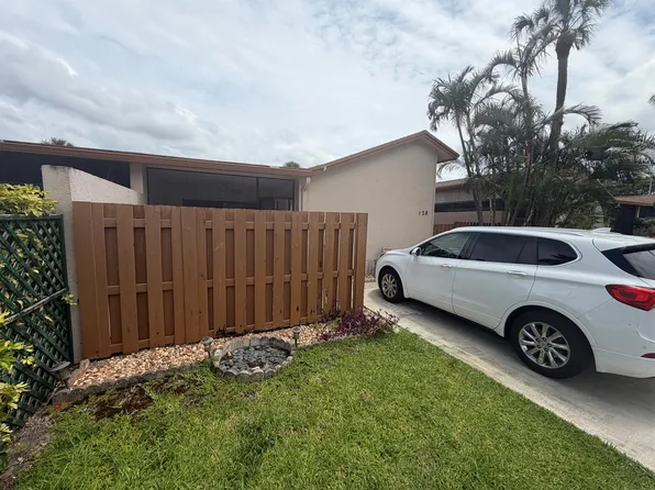2400 SW 19th Ave APT 128, Boynton Beach, FL 33426