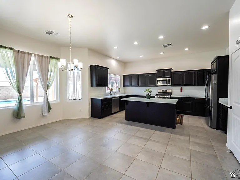 3457 W 39th Ln — Photo 15