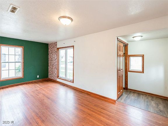 5th image of 603 E Euclid Ave