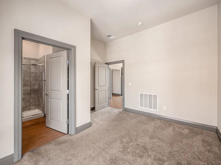 303 Front St — Photo 11