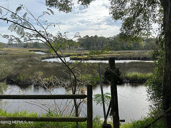 3rd image of 11763 WATER BLUFF Drive