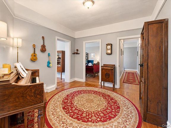 3rd image of 43 Calton Road #4N