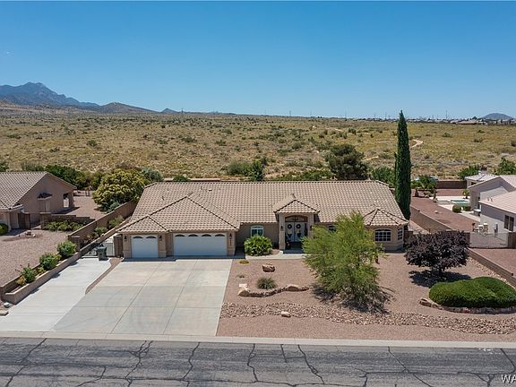 4th image of 4084 Gemstone Avenue