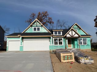 7843 Woodhurst Dr NE, Rockford, MI 49341