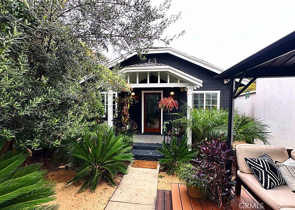 1st image of 1206 N La Brea Ave