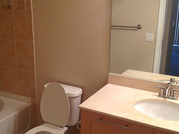 5th image of 511 SE 5th Ave APT 1609
