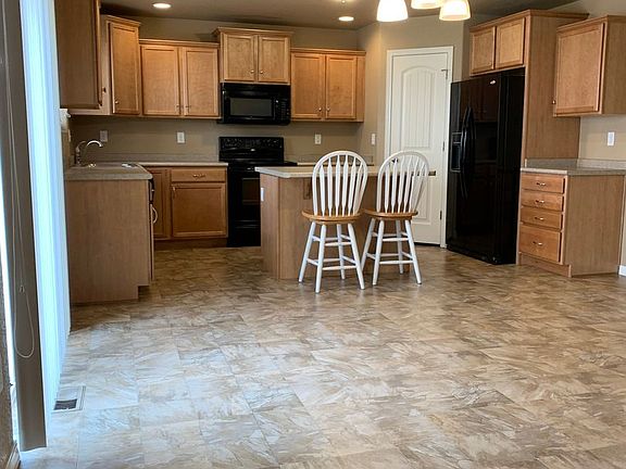 4th image of 1004 Diamond Rim Dr