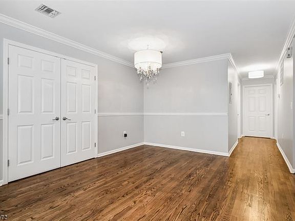 5th image of 179 Roseland Ave APT 10