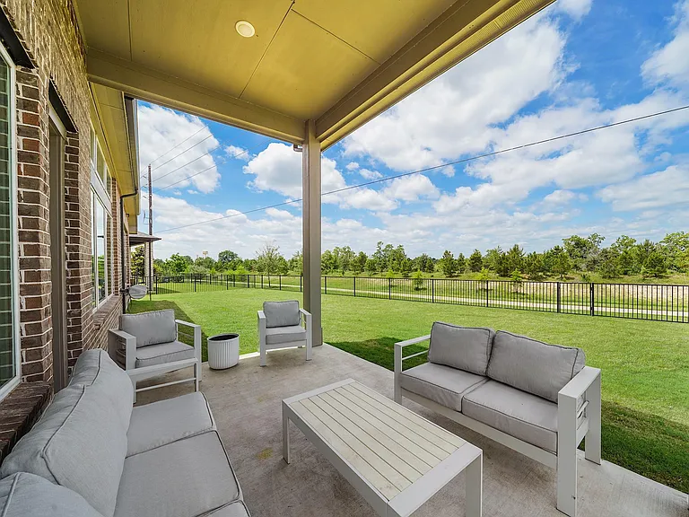5802 Emerald Ranch Ln — Photo 41