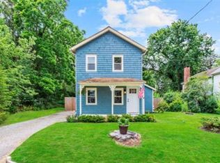 162 Maple Ave, Chester, NJ 07930