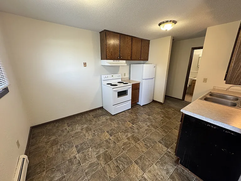 1017 Raymond Ave — Photo 9