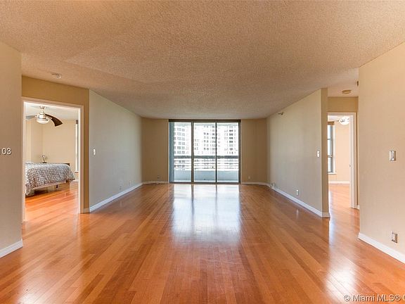 2nd image of 3530 Mystic Pointe Dr APT 915