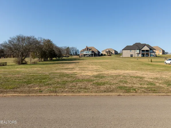 9601 Gunnies Dr, Kodak, TN 37764