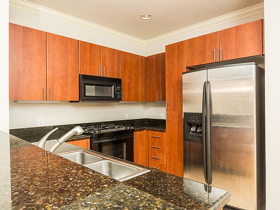 2nd image of 1480 Broadway #2510