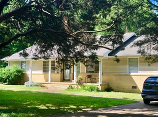 1519 Shelby Cir, Hixson, TN 37343