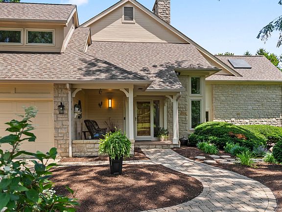 5th image of 930 Retreat Ln