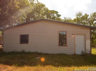 1306 Hough Ave, Adkins, TX 78101
