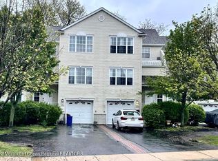 590 Beachway Ave, Keansburg, NJ 07734